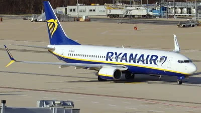 Ryanair UK G-RUKK Boeing 737-8AS