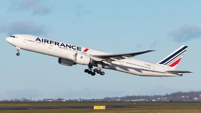 Air France F-GSQC Boeing 777-328ER