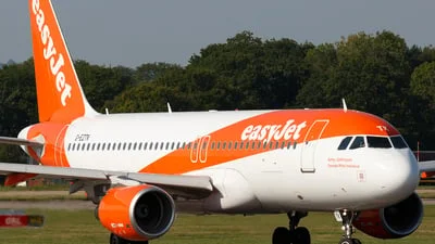 easyJet G-EZTK Airbus A320-214