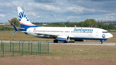 SunExpress TC-SOC Boeing 737-8HC