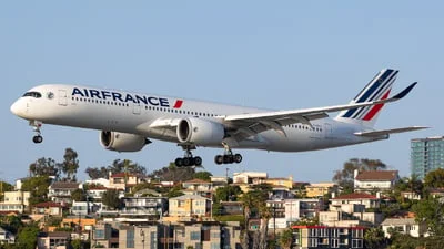 Air France F-HUVJ Airbus A350-941