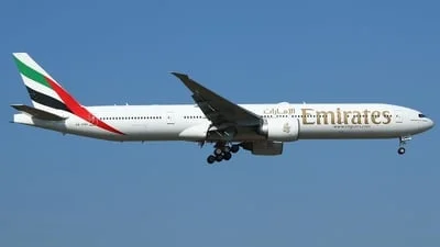Emirates A6-ENG Boeing 777-31HER