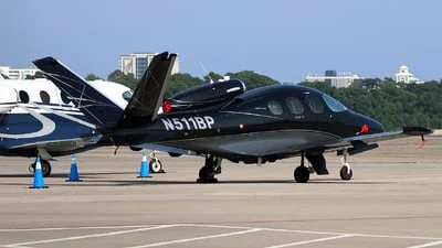 Private N511BP Cirrus Vision SF50 G2+ Arrivee
