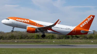 easyJet G-EZWR Airbus A320-214