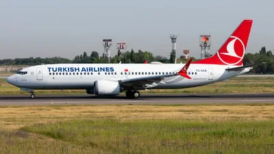 Turkish Airlines TC-LCB Boeing 737-8 MAX