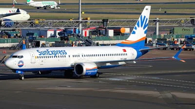 SunExpress TC-SMK Boeing 737-8 MAX