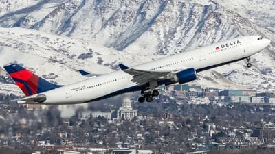 Delta Air Lines N821NW Airbus A330-323