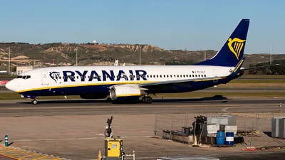 Ryanair EI-DLC Boeing 737-8AS