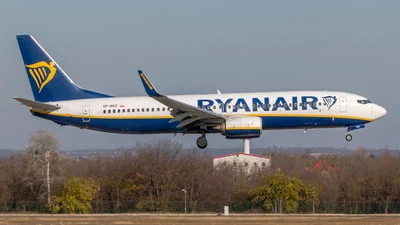 Ryanair (Buzz) SP-RKD Boeing 737-8AS