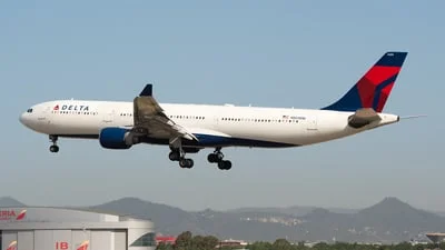 Delta Air Lines N809NW Airbus A330-323