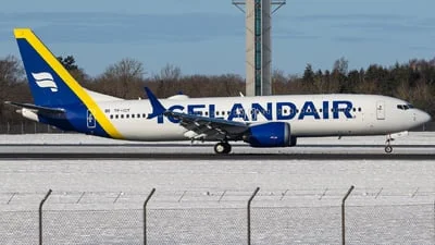 Icelandair TF-ICY Boeing 737-8 MAX