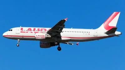Lauda Europe 9H-LMC Airbus A320-214