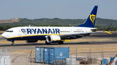 Ryanair EI-IJV Boeing 737-8-200 MAX