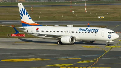 SunExpress TC-SMV Boeing 737-8 MAX