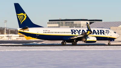 Ryanair (Buzz) SP-RKS Boeing 737-8AS