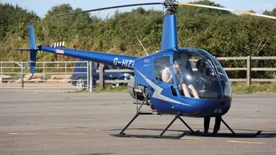 Private G-HIZZ Robinson R22 Beta II