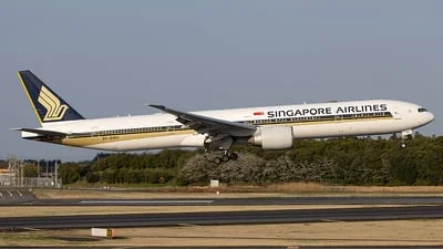 Singapore Airlines 9V-SWV Boeing 777-312ER