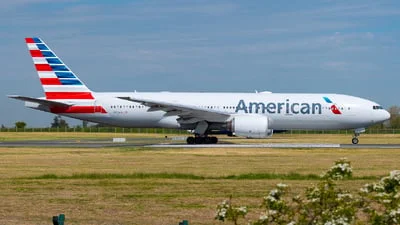 American Airlines N773AN Boeing 777-223(ER)