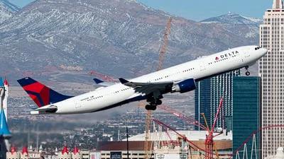 Delta Air Lines N818NW Airbus A330-323