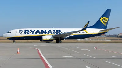 Ryanair (Buzz) SP-RSH Boeing 737-8AS