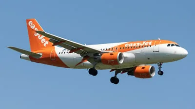 easyJet Europe OE-LQZ Airbus A319-111