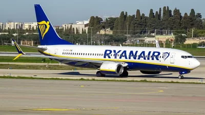Ryanair EI-EVH Boeing 737-8AS