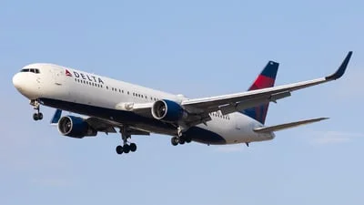 Delta Air Lines N185DN Boeing 767-332(ER)
