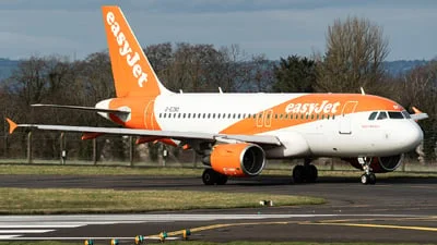 easyJet G-EZBO Airbus A319-111