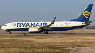 Ryanair EI-DHX Boeing 737-8AS