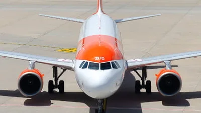easyJet G-EZUO Airbus A320-214