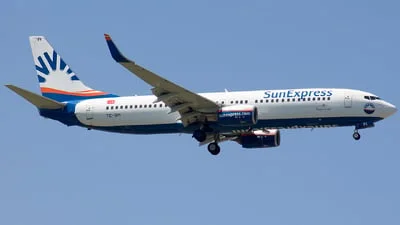 SunExpress TC-SPI Boeing 737-82R