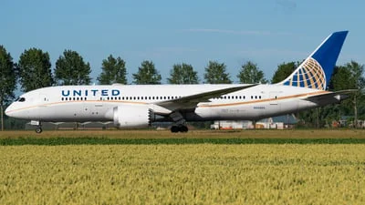 United Airlines N45905 Boeing 787-8 Dreamliner