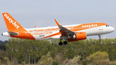 easyJet G-UZHS Airbus A320-251N