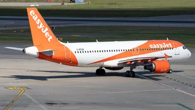 easyJet G-EZUN Airbus A320-214