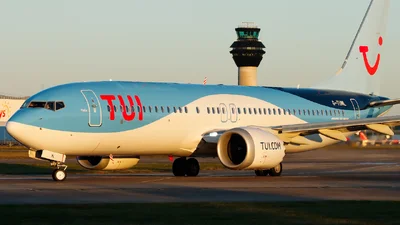 TUI G-TUML Boeing 737-8 MAX
