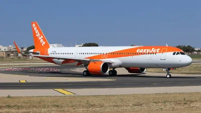 easyJet G-ZXIA Airbus A321-251NX