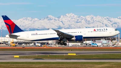 Delta Air Lines N833MH Boeing 767-432(ER)