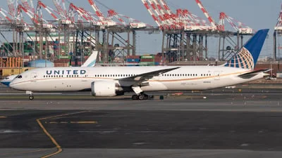 United Airlines N13954 Boeing 787-9 Dreamliner
