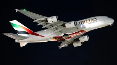 Emirates A6-EVL Airbus A380-842