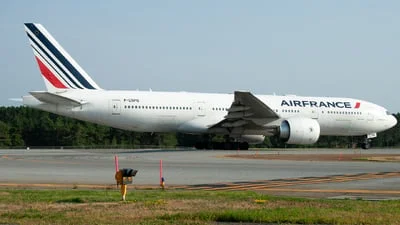 Air France F-GSPQ Boeing 777-228(ER)