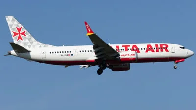 Malta Air 9H-VUA Boeing 737-8-200 MAX