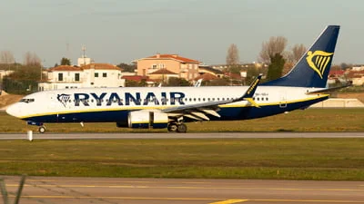 Ryanair (Malta Air) 9H-QDJ Boeing 737-8AS