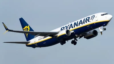 Ryanair EI-DYD Boeing 737-8AS