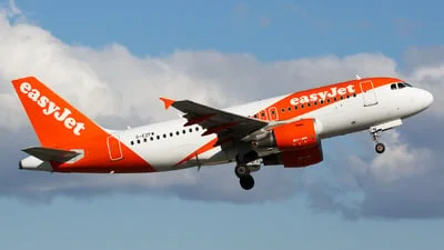easyJet G-EZFW Airbus A319-111