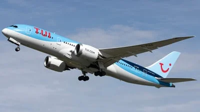 TUI G-TUIA Boeing 787-8 Dreamliner