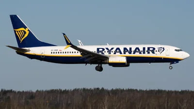 Ryanair (Buzz) SP-RND Boeing 737-8AS