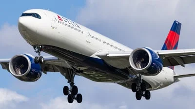 Delta Air Lines N437DX Airbus A330-941