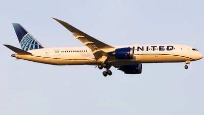 United Airlines N71108 Boeing 787-9 Dreamliner