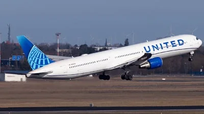 United Airlines N69063 Boeing 767-424(ER)