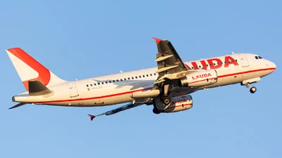 Lauda Europe 9H-LOZ Airbus A320-232